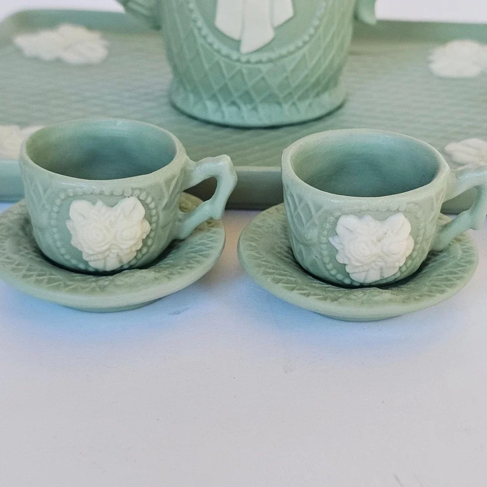 N/A vintage miniature